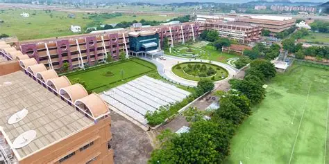 Vel Tech University Campus